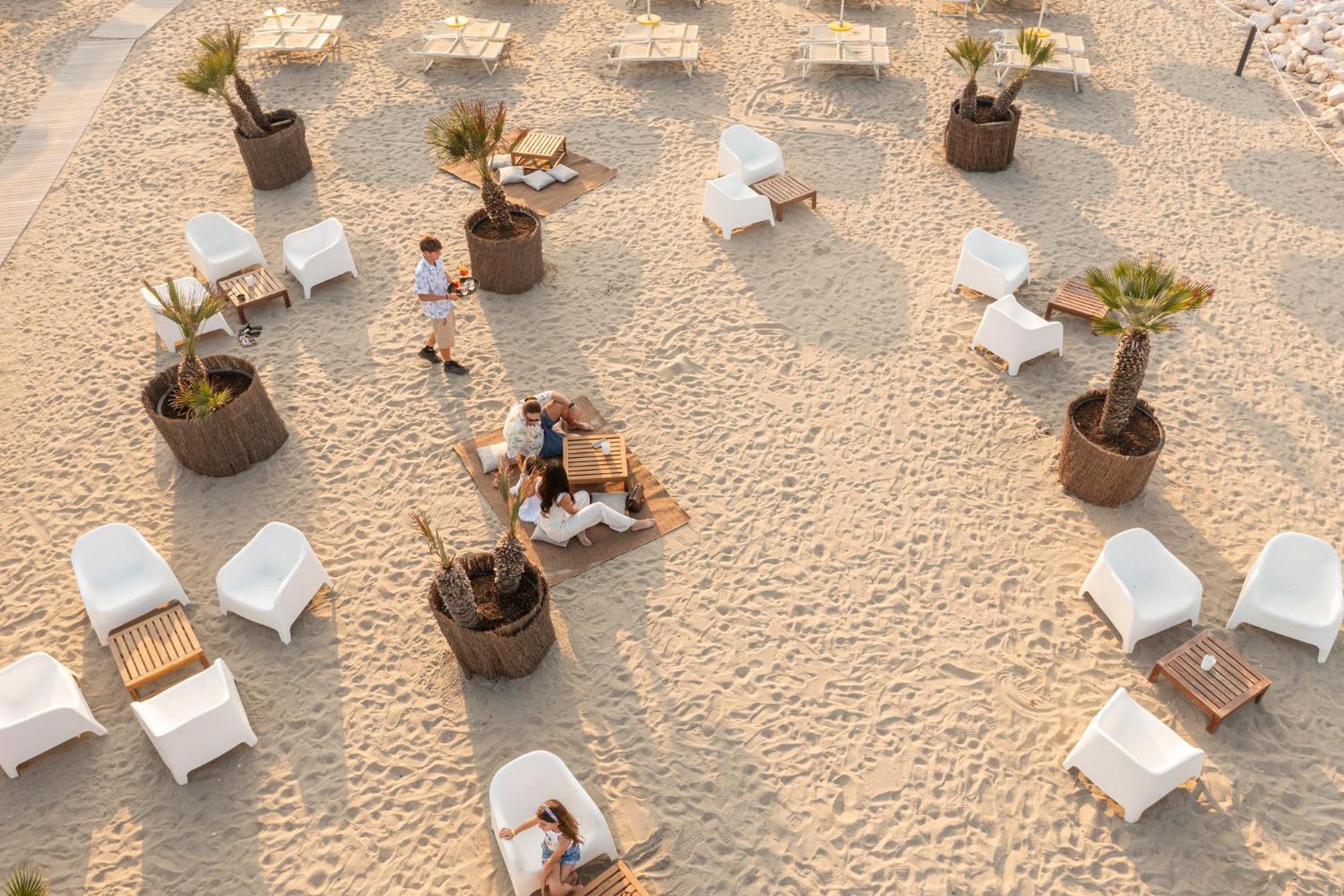 Club Del Sole Spina Family Collection Hotel Lido di Spina Eksteriør billede