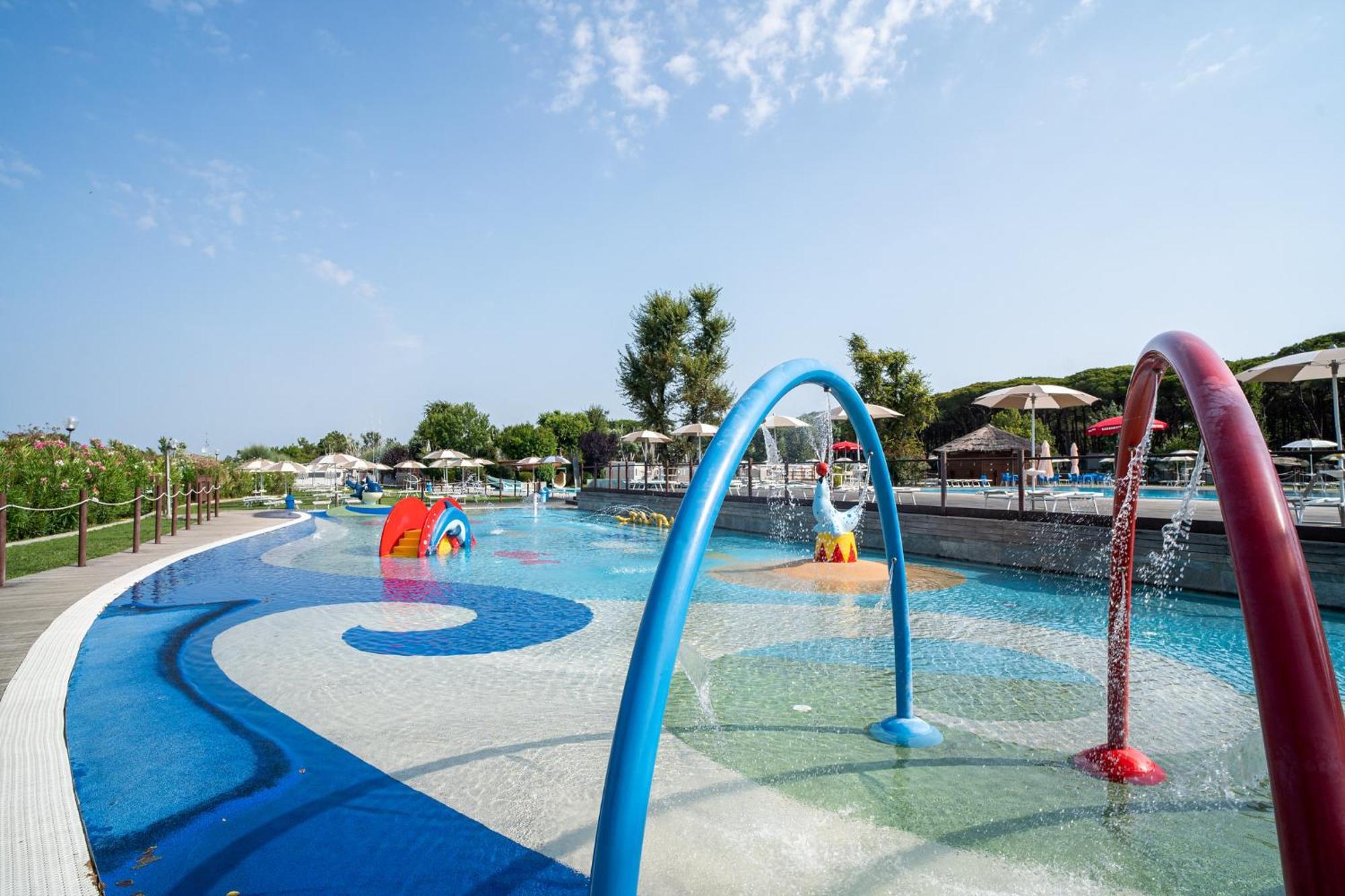Club Del Sole Spina Family Collection Hotel Lido di Spina Eksteriør billede